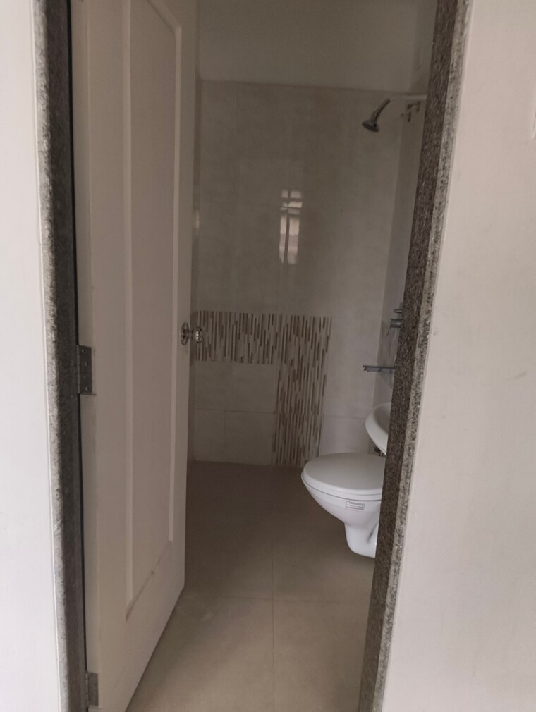 Bathroom, bg-shirke-monte-verita 1 Bedroom 384 Sq.Ft. Apartment In Borivali East Mumbai 9602361