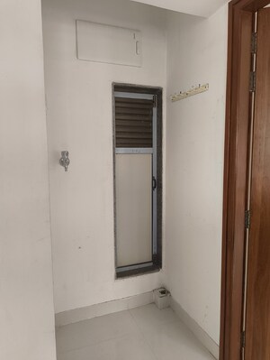 Room in 1 BHK Apartment at BG Shirke Monte Verita, Borivali East – for Rent