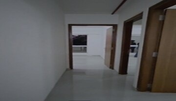 Room in 3 BHK Apartment at Shraddha Elite, Borivali West – for Rent