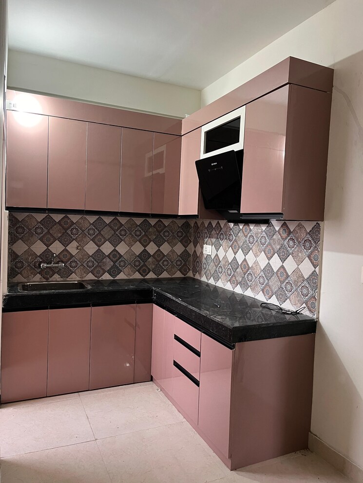 Kitchen, signature-global-golf-greens 3 Bedroom 732 Sq.Ft. Apartment In Sector 79 Gurgaon 9602392