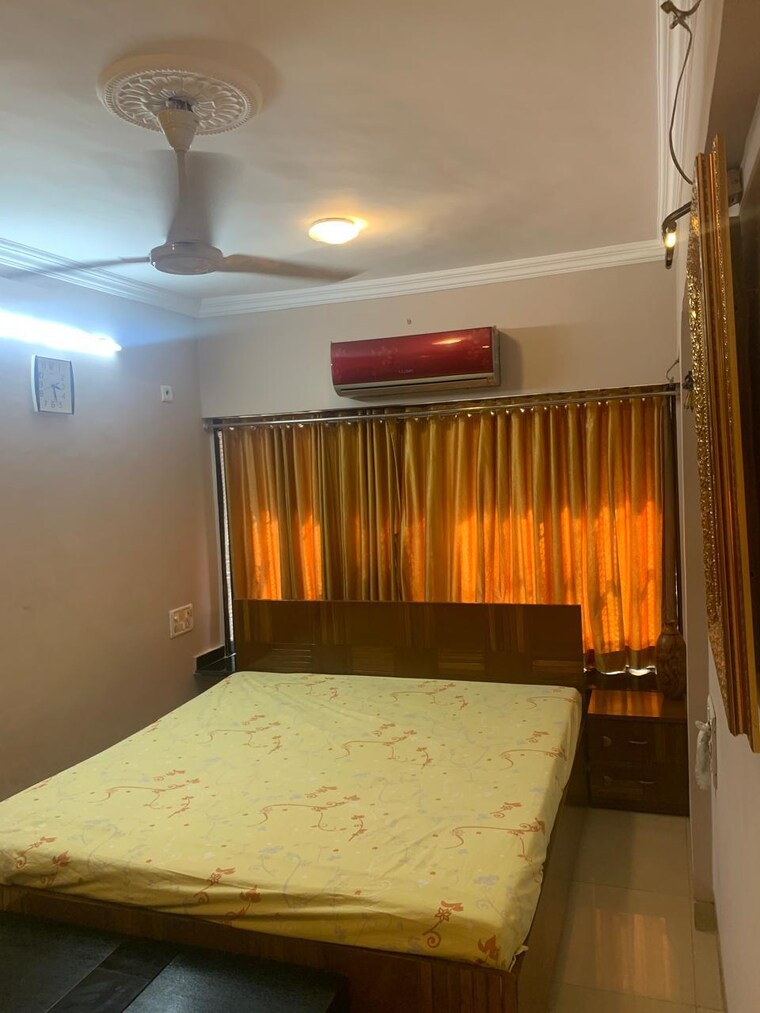 Bedroom, lokhandwala-complex 2 Bedroom 1150 Sq.Ft. Apartment In Andheri West Mumbai 9602380