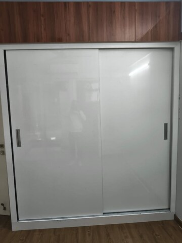 Room in 2 BHK Apartment at Shree Vardhman Mantra, Sector 67 – for Rent