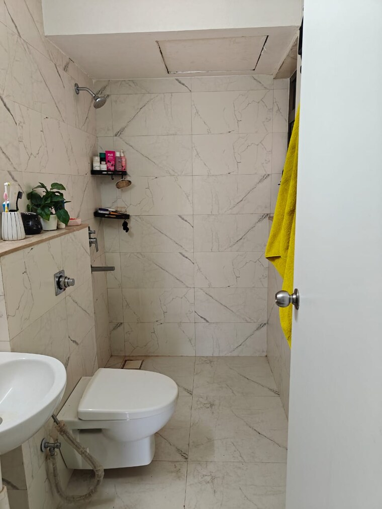 Bathroom, runwal-bliss 2 Bedroom 789 Sq.Ft. Apartment In Kanjurmarg East Mumbai 9602381