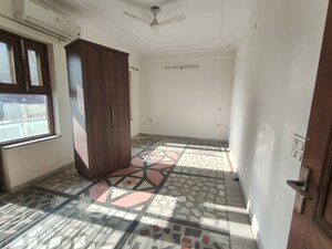 Bedroom in 3 BHK Apartment at Ardee City, Sector 52 – for Rent