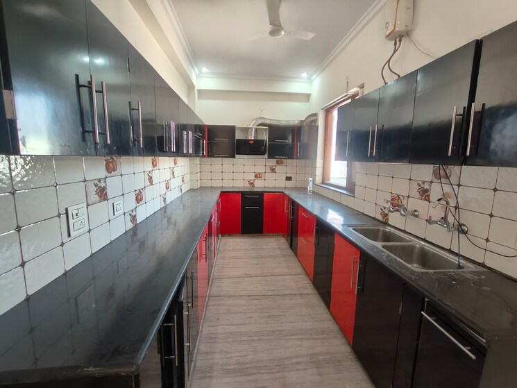 Kitchen, ardee-city 3 Bedroom 1830 Sq.Ft. Apartment In Sector 52 Gurgaon 9602427