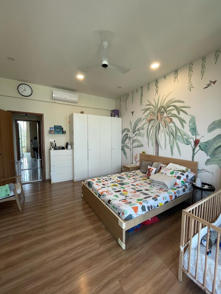 Bedroom, deepak-silverene 1 Bedroom 605 Sq.Ft. Apartment In Bandra West Mumbai 9602425