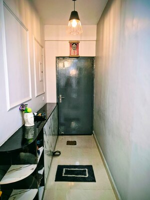 Team Area in 2 BHK Apartment at Suncity Avenue 76, Sector 76 – for Rent