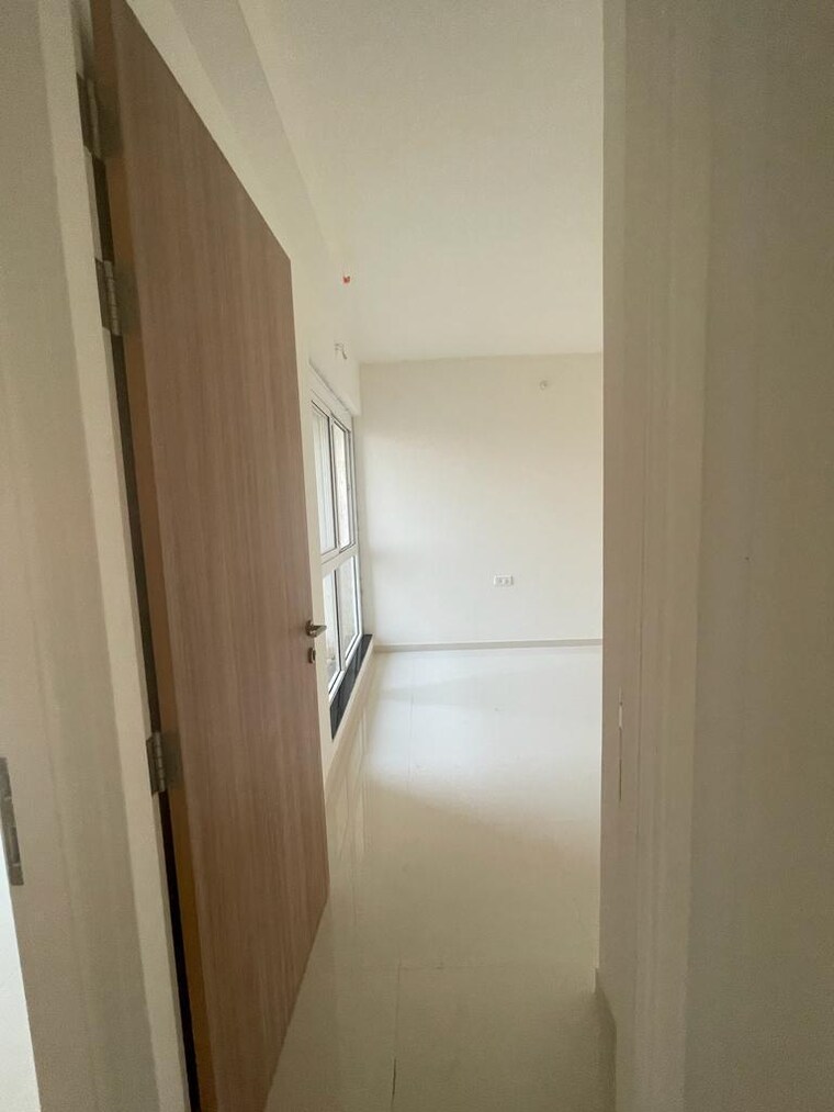 Bathroom, godrej-emerald 2 Bedroom 670 Sq.Ft. Apartment In Ghodbunder Road Thane 9602460