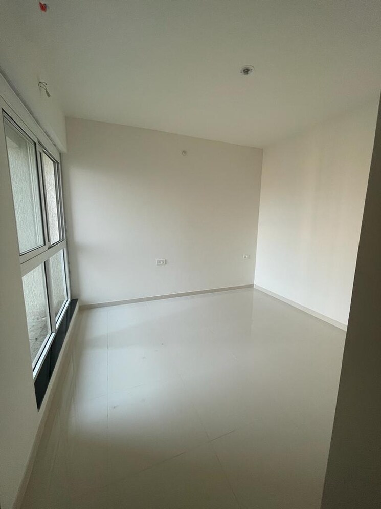 Room, godrej-emerald 2 Bedroom 670 Sq.Ft. Apartment In Ghodbunder Road Thane 9602460