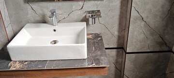 Furnished Amenities in 2 BHK Apartment at M3M Atrium, Sector 57 – for Rent