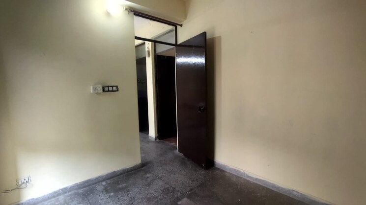 Room, sarita vihar 1 Bedroom 516 Sq.Ft. Apartment In Sarita Vihar Delhi 9602484