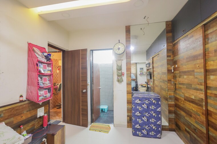Living Room, cosmos-jewels 3 Bedroom 964 Sq.Ft. Apartment In Ghodbunder Road Thane 9602513