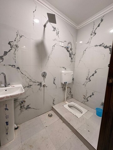 Attached Bathroom in 2 BHK Apartment at Chattarpur – for Rent