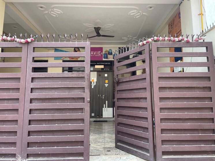 Exterior View, gomti nagar Commercial Office Space 1250 Sq.Ft. In Gomti Nagar Lucknow 9602553