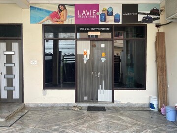  Office Space – Exterior View View at Gomti Nagar - for Rent