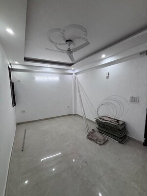 Bathroom in 1 BHK Apartment at Palm Residency Chhatarpur, Chattarpur – for Rent