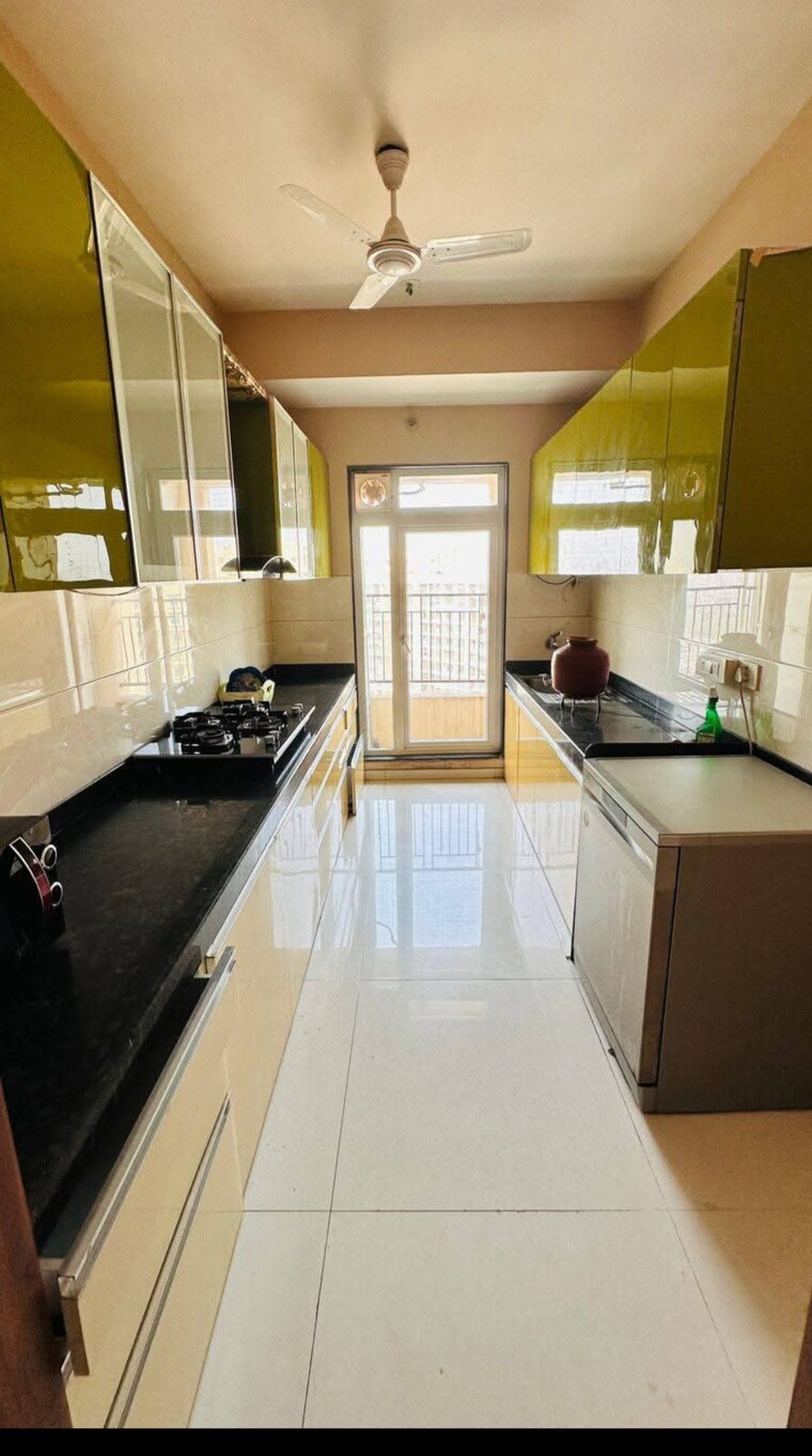 Kitchen, rustomjee-la-vie 3 Bedroom 1000 Sq.Ft. Apartment In Majiwada Thane 9602574