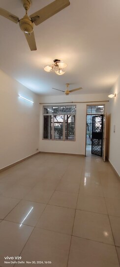 3 BHK + Extra Room Apartment For Sale in Jasola