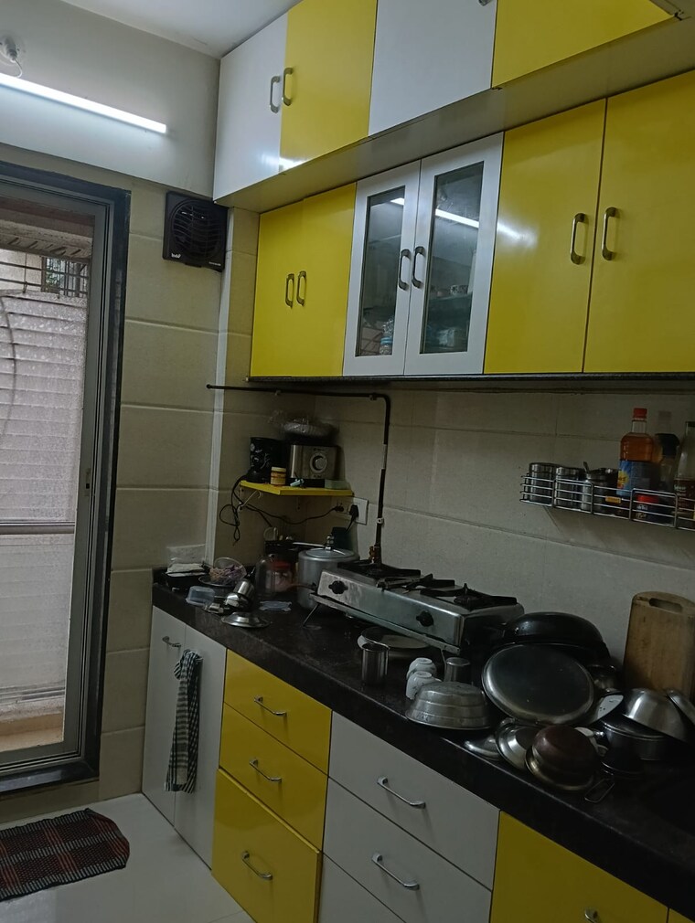 Kitchen, hari-kunj-naupada 1 Bedroom 470 Sq.Ft. Apartment In Naupada Thane 9602591