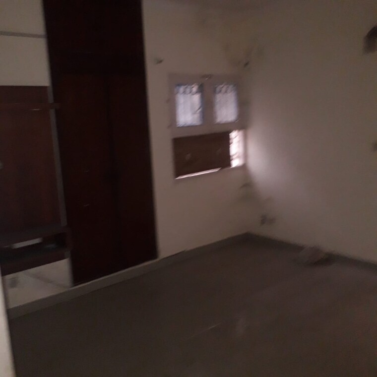 Room, sarita-vihar-pocket-c-rwa 2 Bedroom 1100 Sq.Ft. Apartment In Sarita Vihar Delhi 9602590