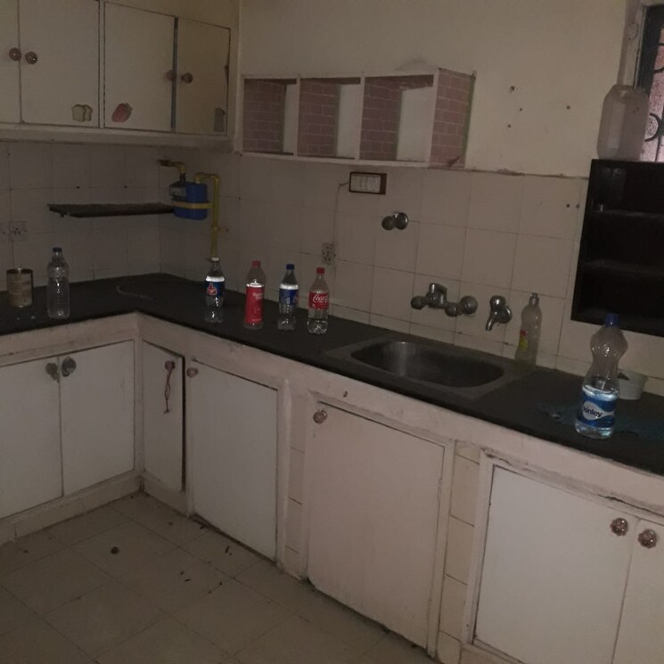 Kitchen, sarita-vihar-pocket-c-rwa 2 Bedroom 1100 Sq.Ft. Apartment In Sarita Vihar Delhi 9602590