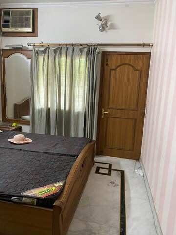 Bedroom in 2.5 BHK Apartment at Uma Cooperative Society, Mayur Vihar 1 – for Sale