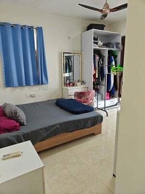 2 BHK Apartment For Rent in Sheth Vasant Oasis, Andheri East