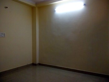 2 BHK Flat for Sale in Jasola, Delhi