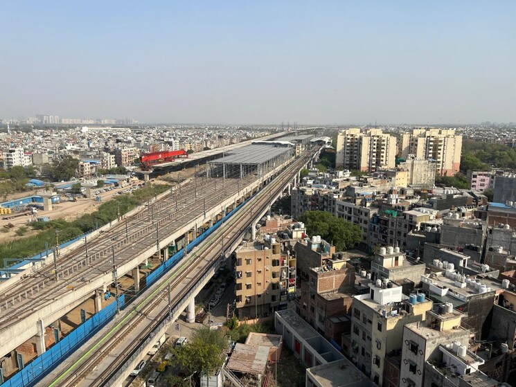 Exterior View, jasola 3 Bedroom 1600 Sq.Ft. Apartment In Jasola Delhi 9602635