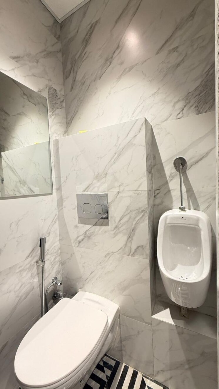 Bathroom, sheth-vasant-oasis Commercial Shop 175 Sq.Ft. In Andheri East Mumbai 9602697