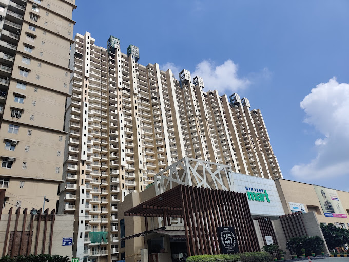 2 BHK + Study Room 1190 Sq.Ft. Apartment in Mahagun Mywoods