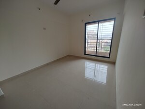 Room in 2 BHK Apartment at Muktisar Sapphire Heights, Kharghar – for Sale