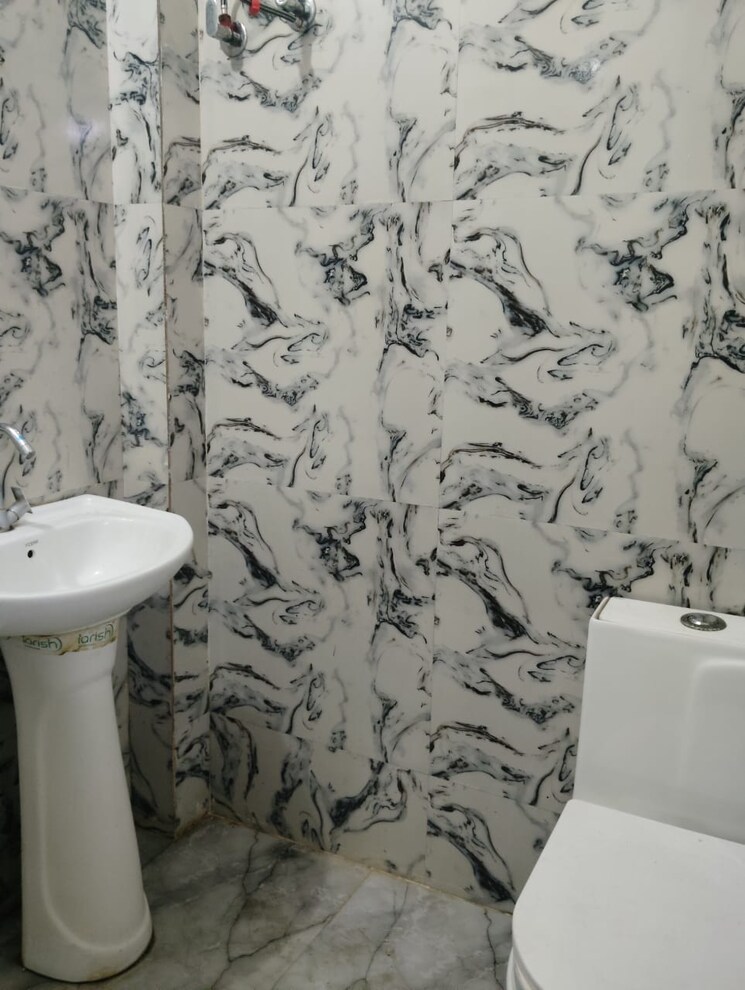 Master Bedroom, gyan khand i 2 Bedroom 800 Sq.Ft. Builder Floor In Gyan Khand I Ghaziabad 9602662