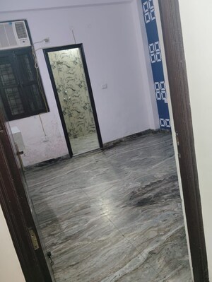 Room in 2 BHK Builder Floor at Gyan Khand I – for Sale