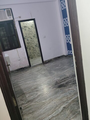 Room in 2 BHK Builder Floor at Gyan Khand I – for Sale