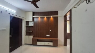 Room in 3 BHK Apartment at Vajras Jasmine County, Puppalaguda – for Rent