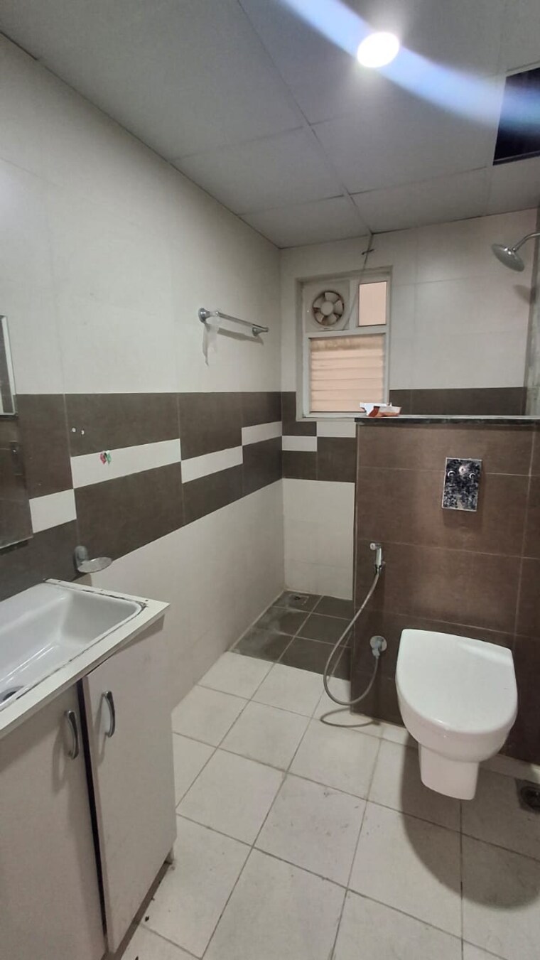 Master Bedroom, vajras-jasmine-county 3 Bedroom 2000 Sq.Ft. Apartment In Puppalaguda Hyderabad 9602673