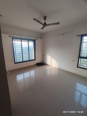 Room in 2 BHK Apartment at Majestique Signature Towers, Balewadi – for Rent