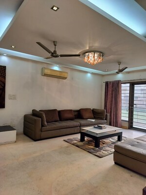 Master Bedroom in 3 BHK Apartment at Conscient Heritage Max, Sector 102 – for Rent