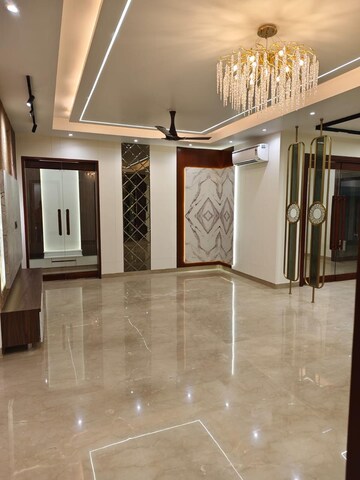 Living Room in 4 BHK Builder Floor at Sushant Lok 3, Sector 57 – for Sale