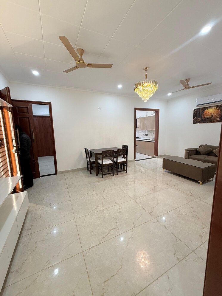 Living Room, sector 45 3 Bedroom 2800 Sq.Ft. Builder Floor In Sector 45 Gurgaon 9602773