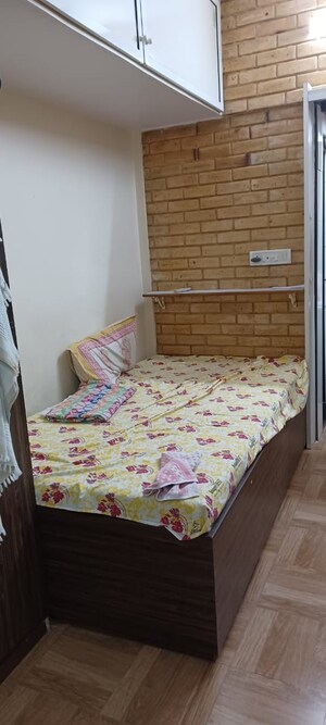 1 RK Apartment For Rent in Navbharat Sahyog CHS, Goregaon East