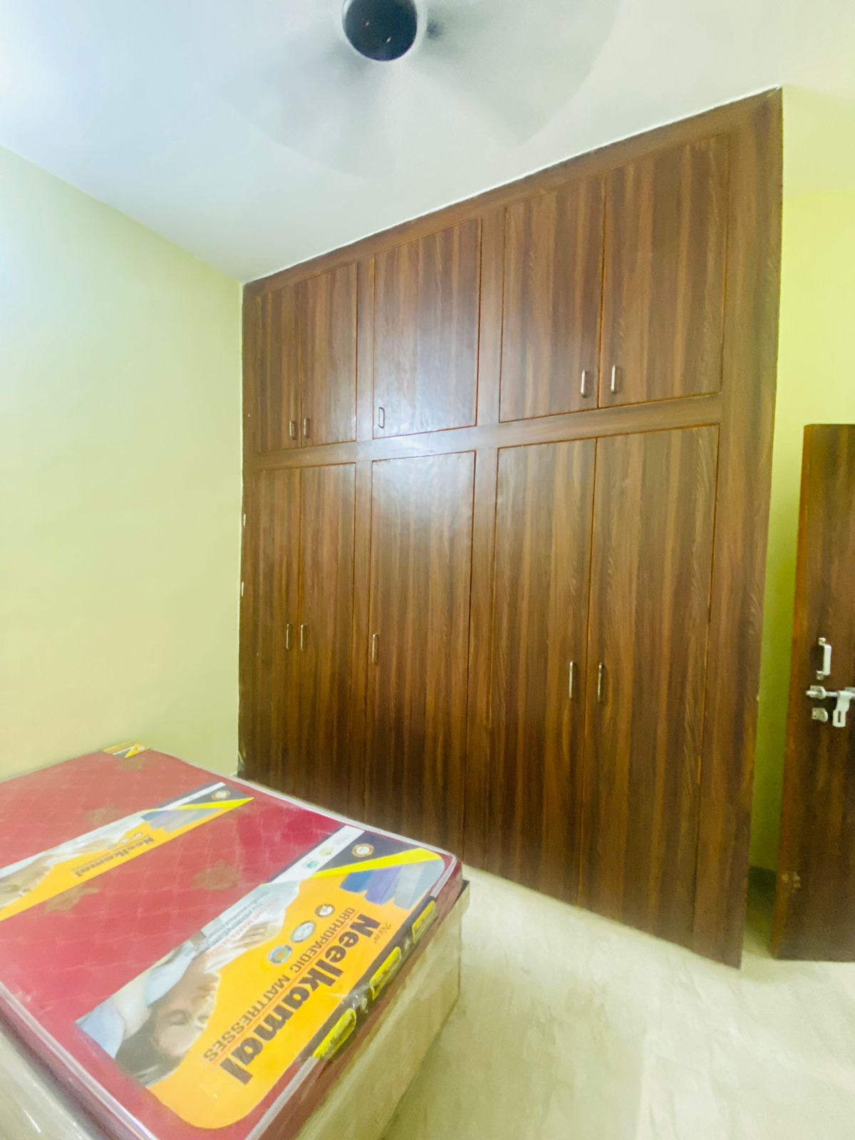 Pg For Rent in Vashu Girl Pg 