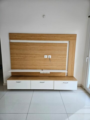 Furnished Amenities in 2.5 BHK Apartment at LnT Raintree Boulevard, Hebbal – for Rent