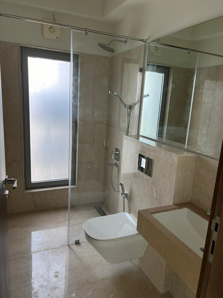 Bathroom, lokhandwala-minerva-mahalaxmi 3 Bedroom 1359 Sq.Ft. Apartment In Mahalaxmi Mumbai 9602799