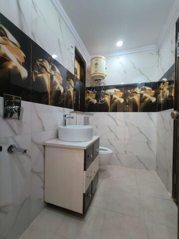 Master Bedroom in 3 BHK Apartment at Gupta Awas, Sector 43 – for Rent