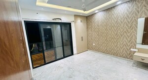 Master Bedroom in 3 BHK Builder Floor at BPTP District 3, Sector 85 – for Rent