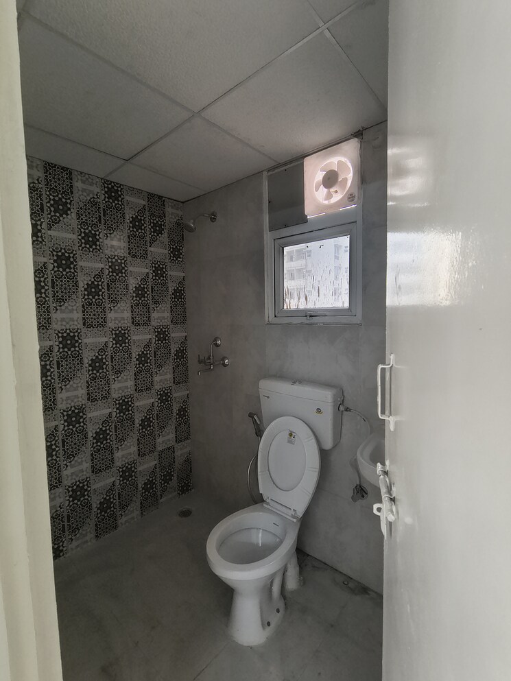 Bathroom, signature-the-millennia-3 2 Bedroom 687 Sq.Ft. Apartment In Sector 37d Gurgaon 9602821