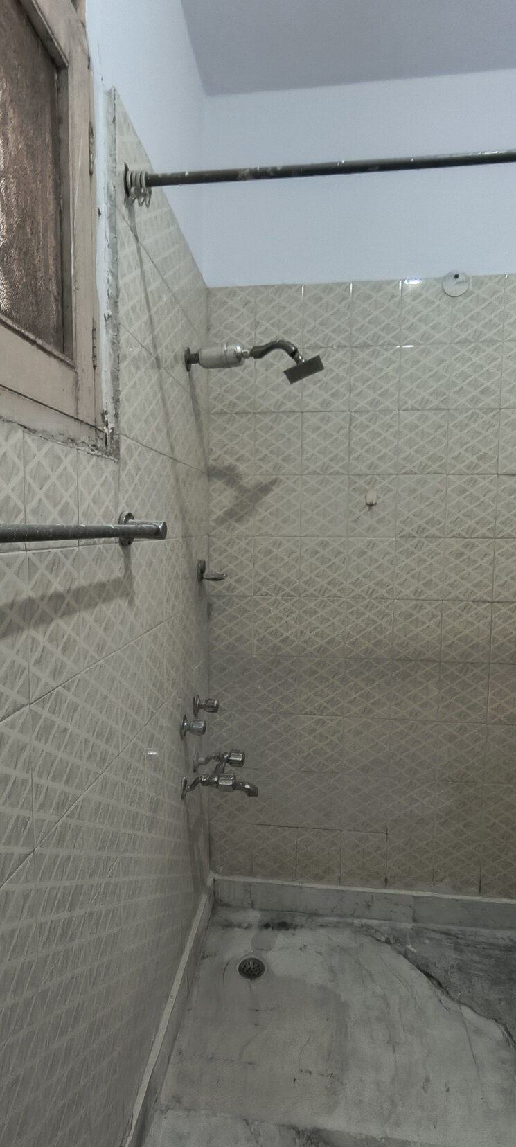 Bathroom, malviya nagar 2 Bedroom 900 Sq.Ft. Builder Floor In Malviya Nagar Delhi 9602863