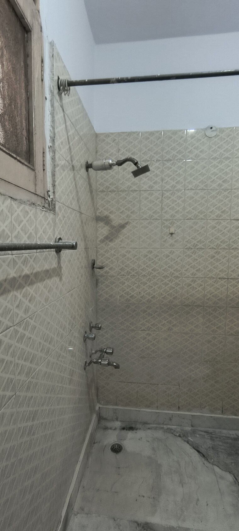 Bathroom, malviya nagar 2 Bedroom 900 Sq.Ft. Builder Floor In Malviya Nagar Delhi 9602863